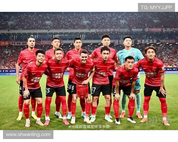成都足球队的转型之路:从传统强队到现代化竞技先锋的全面革新探索
