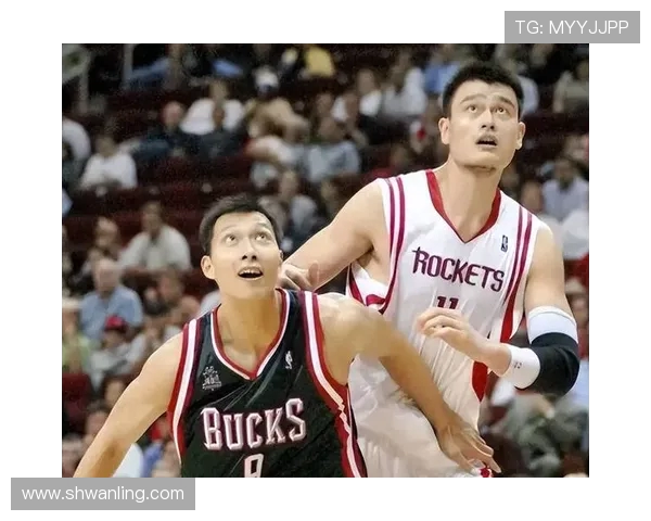 姚明领衔火箭队对决太阳队的经典对抗赛回顾与分析