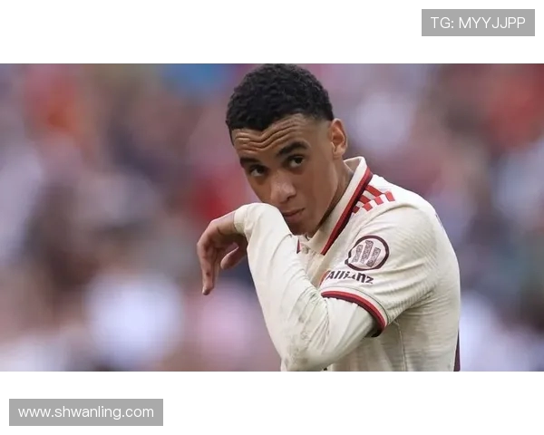 穆西亚拉：年轻天才如何引领足球新时代的崛起与挑战