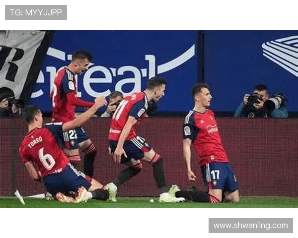 艾尔切主场迎战皇家社会力争全取三分的激烈对决 艾尔切主场迎战皇家社会力争全取三分的激烈对决