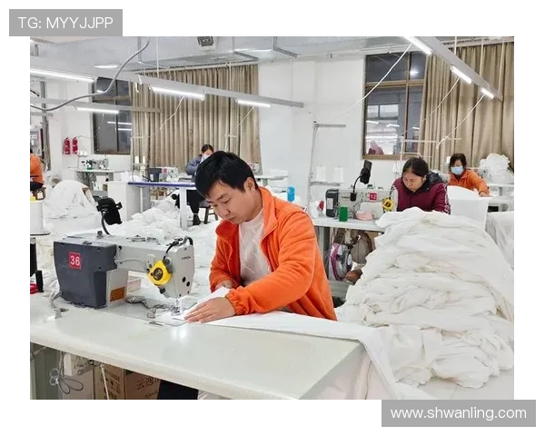 LNG与FPX的耐力较量赛后分析揭示了团队韧性与策略的重要性